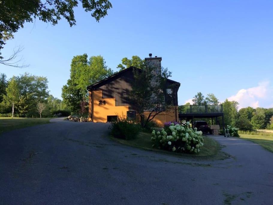 Spacious Luxurious Villa, Bright Cottage, Pool, Jacuzzi, Sauna, Nature Mansonville Exterior photo